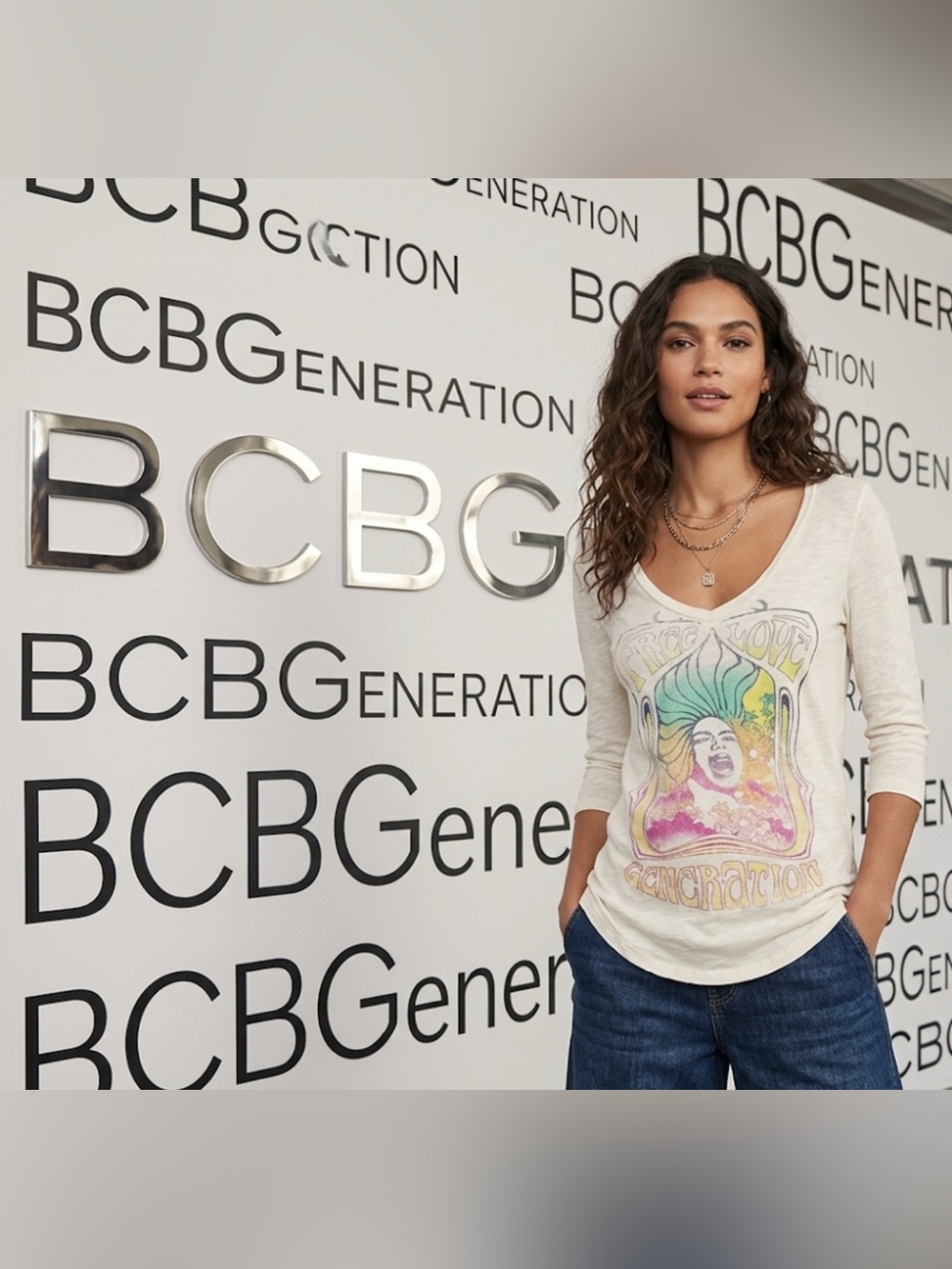 Authentic BCBGeneration vintage hippy Free Love Generation low cut tee shirt L